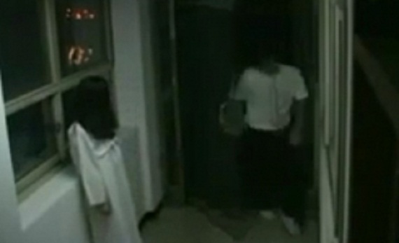 ghost_prank_001-w245