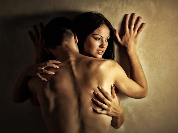 15-1481792476-1whatcausesheavybleedingwithclotsafterintercourse