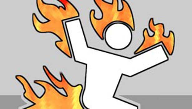 201612031303492555_dharmapuri-near-6th-class-girl-student-suicide_secvpf