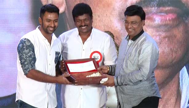 201612051314204570_parthiban-tribute-to-bakkiyaraj-next-movie-produce_secvpf