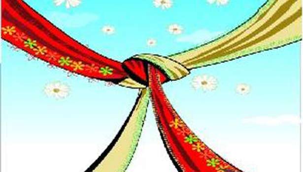 201612130518501302_cash-crunch-family-organises-wedding-by-serving-only-tea_secvpf