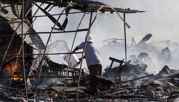 201612211044418196_29-killed-in-mexico-fireworks-blast_secvpf