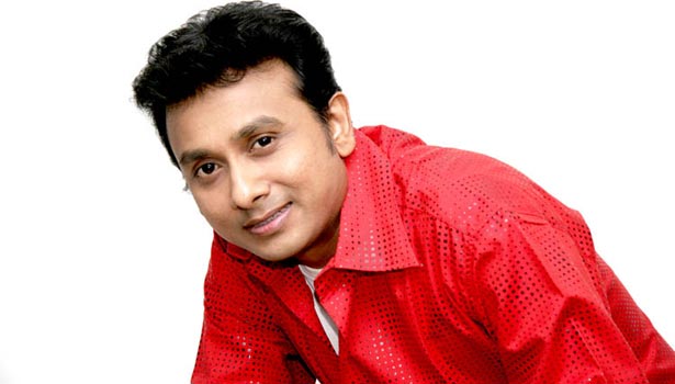 201612211102126778_playback-singer-unnikrishnan-money-robbery_secvpf