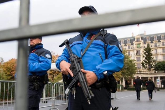 625-500-560-350-160-300-053-800-748-160-70-7