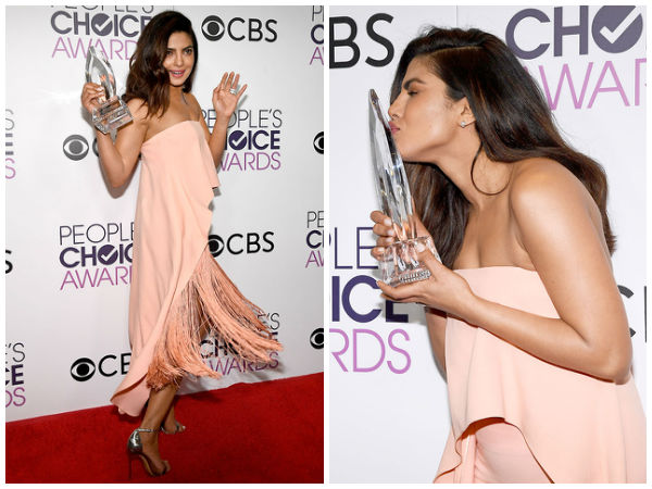 19-1484821047-4-priyanka-chopra-at-peoples-choice-winner