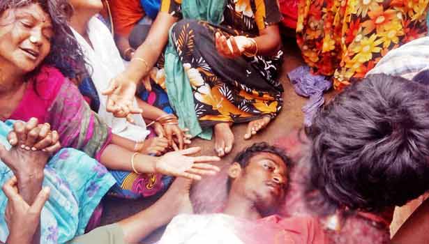 201701211603309570_young-man-murder-near-Kayatharu_SECVPF