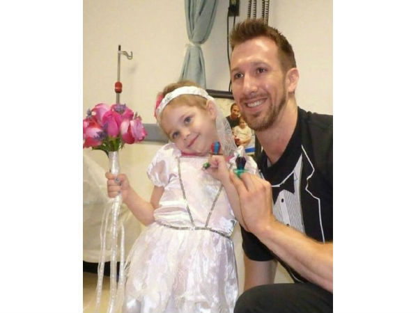 31-1485851558-5fouryearoldgirlhas25yearsolderhusband