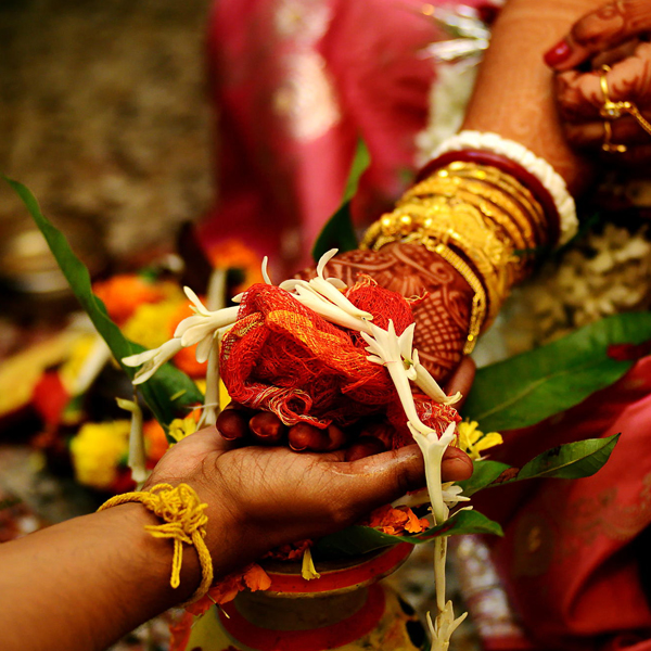 celebrity-love-marriages