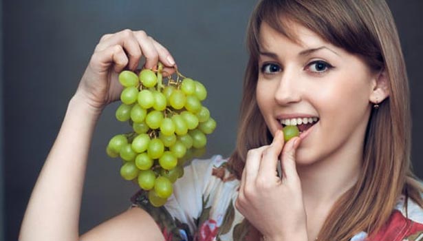 201702021403565805_benefits-of-eating-grapes_SECVPF