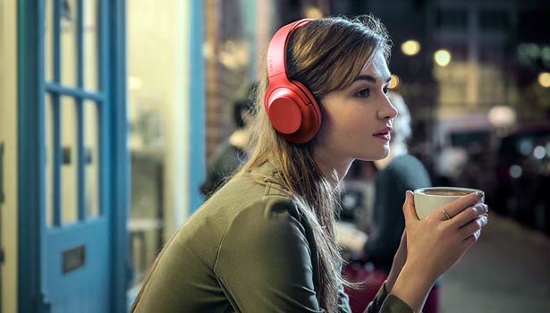 201702220821000849_headphones-health-problems_SECVPF