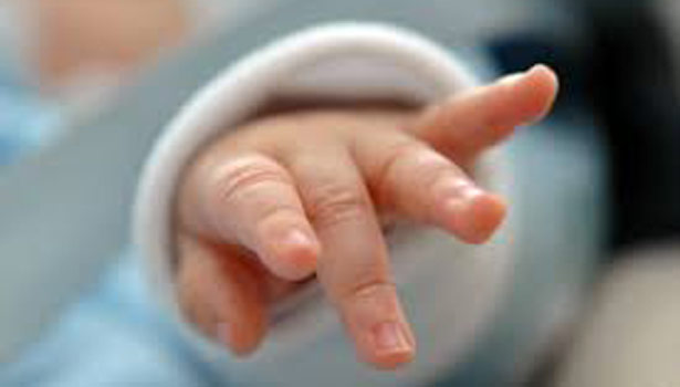 201702221156451055_63-year-old-Dubai-woman-gives-birth-to-baby-girl_SECVPF