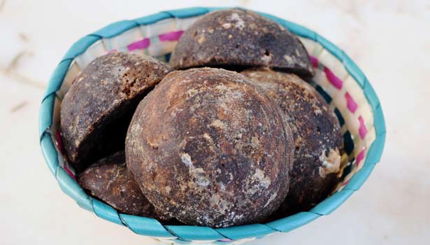 201702231418014454_karuppatti-health-tips-palm-sugar_SECVPF