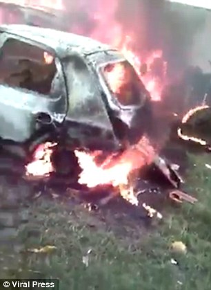 3CFF7EAE00000578-0-image-a-23_1486637846640