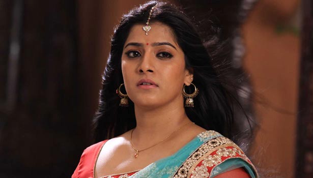 201703011730527264_Varalakshmi-Sarathkumar-new-sign-compaign-for-womens-safety_SECVPF