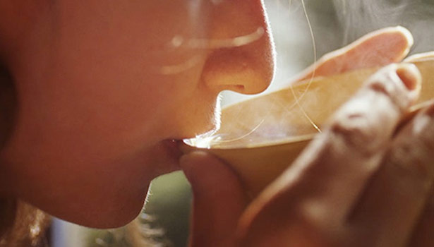 201703021434039818_drink-hot-water-drink-warm-water_SECVPF