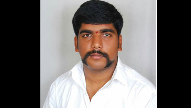 201703131803075225_Film-Producer-thrashed-and-arrested-for-molesting-budding_SECVPF