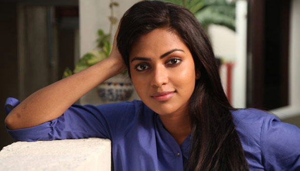 201703281321106043_Amala-Paul-next-move-after-get-divorced-from-Director-vijay_SECVPF
