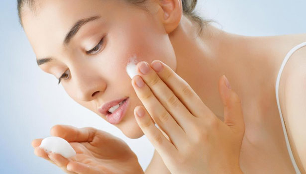 201704120836221901_During-summer-Do-not-use-face-powder-and-cream_SECVPF