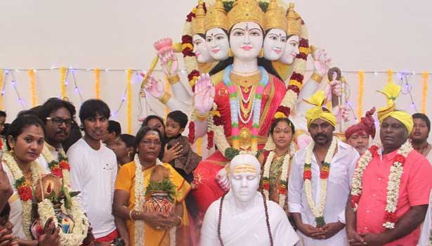 201705141314503862_Actor-Raghava-Lawrence-Opens-his-Mothers-temple-on-Mothers_SECVPF