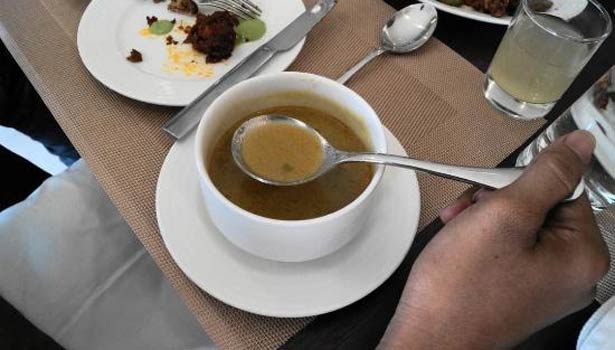 201705181341053390_roadside-soup-shop-Beware_SECVPF