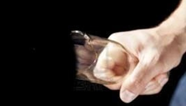 201705251641361694_Salem-oneside-love-youth-thrown-bottle-by-college_SECVPF