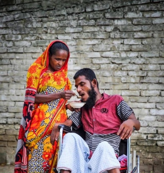 lady_buisness_001.w540