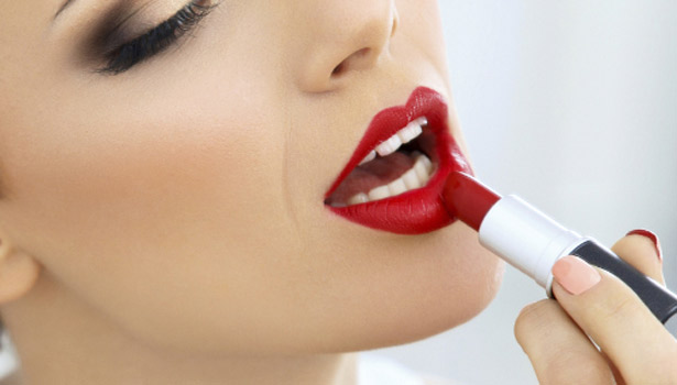 201706161221438587_lipstick._L_styvpf