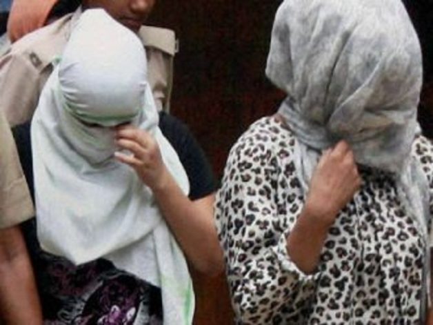 5KWVa6o313-1447398491-prostitutes2434-600-jpg-333x250