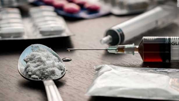 201707131732564660_Telugu-Artists-has-a-connection-with-drug-dealers_SECVPF