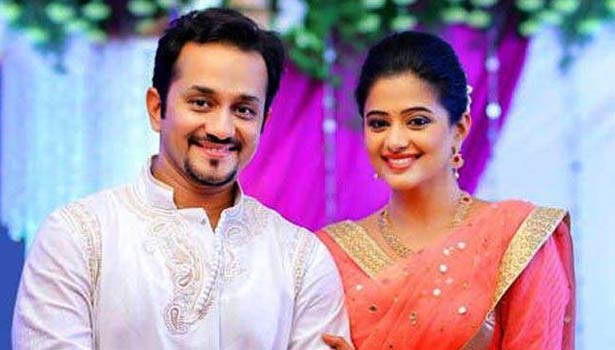 201708211640430845_No-break-After-marriage-says-Priyamani_SECVPF