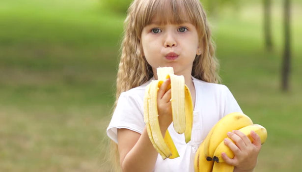 201709090844055129_Constipation-problem-control-banana_SECVPF