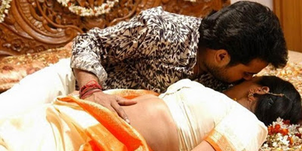 உங்கள் துணை உச்ச கட்டத்திற்கு தயாரா ? (அவ்வப்போது கிளாமர்)