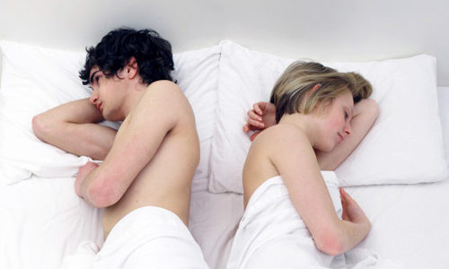 உங்கள் மனைவியின் கோபத்தை குறைக்க!! (அவ்வப்போது கிளாமர்)