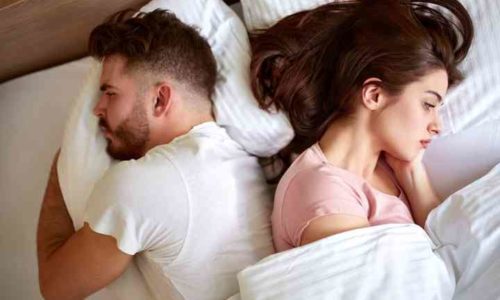 டச் பண்ணாமலே மூட் வரவைக்கணுமா!! (அவ்வப்போது கிளாமர்)