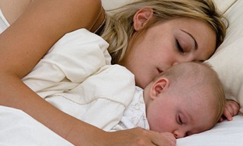 குழந்தையின் தூக்கத்தில் கவனம்!! (மருத்துவம்)